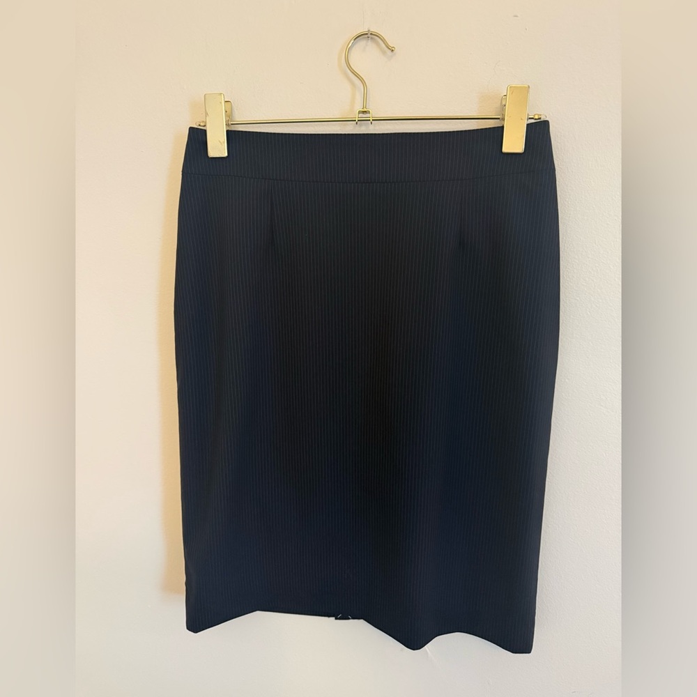 Navy banker striped pencil skirt